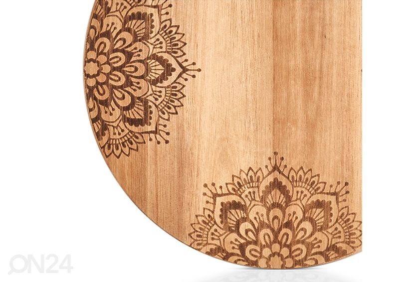 Mustriga lõikelaud suurendatud