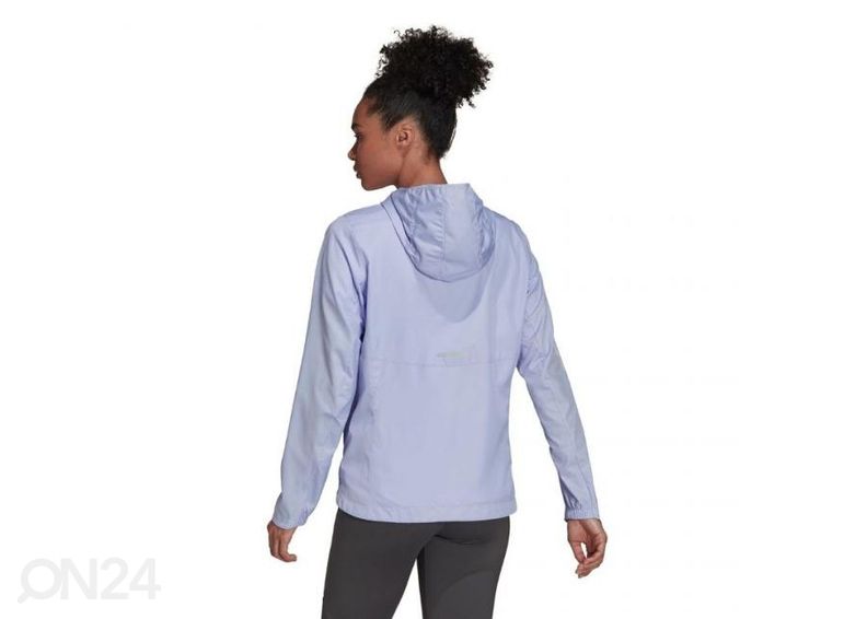 Naiste kilejope Adidas suurendatud