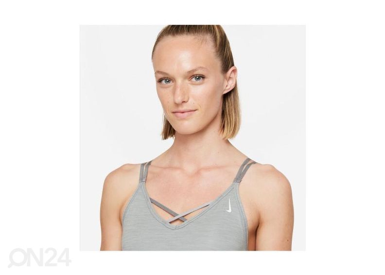Naiste spordirinnahoidja Nike Dri-FIT Yoga Indy Strappy suurendatud