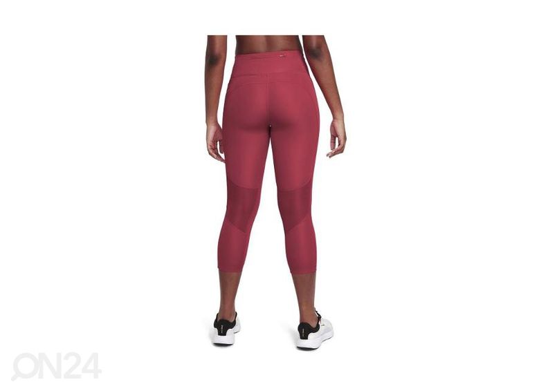 Naiste treeningretuusid Nike Fast suurendatud