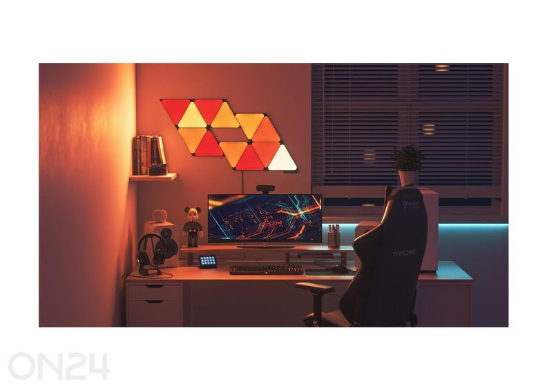 Nanoleaf Shapes Black Triangles laienduskomplekt (3 paneeli), must suurendatud