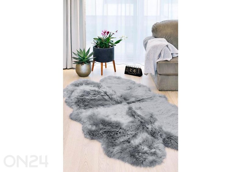 Naturaalne lambanahk Merino grey Quatro ±90x180 cm suurendatud