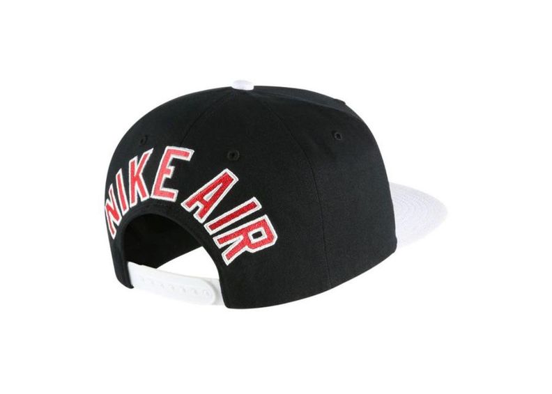 Nokamüts Nike NSW Pro Cap Air U AV6721-010 suurendatud