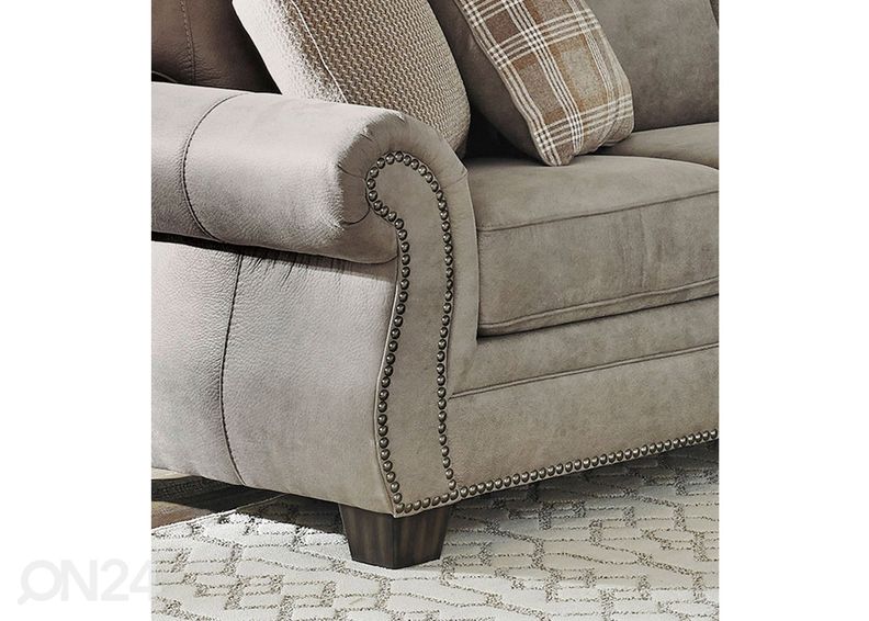 Nurgadiivan suurendatud