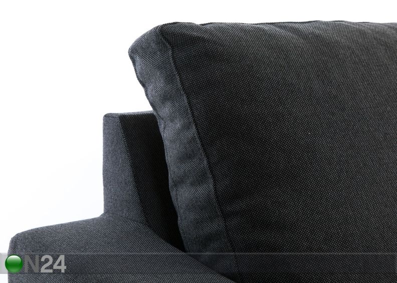 Nurgadiivan Cannes suurendatud