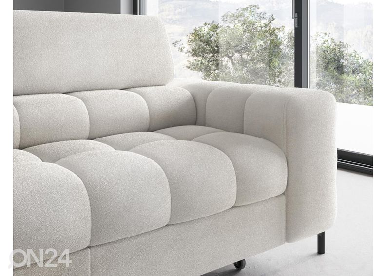 Nurgadiivanvoodi Cortina suurendatud