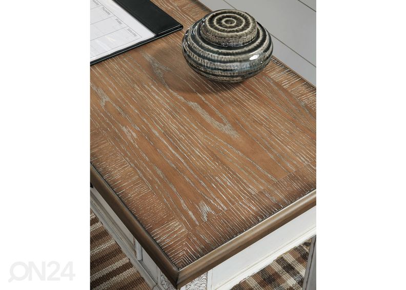 Nurgakirjutuslaud suurendatud