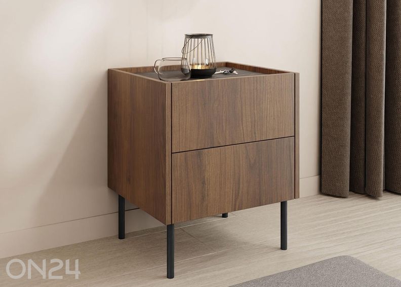 Öökapp Caen suurendatud