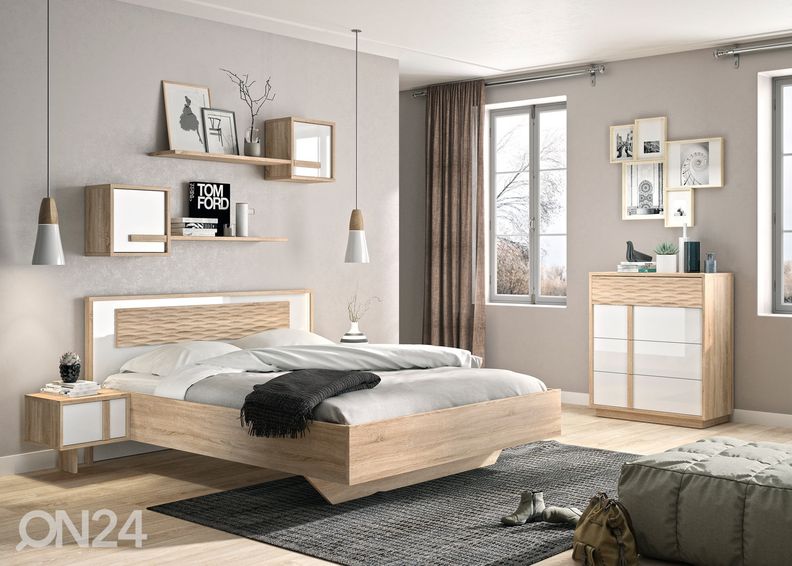 Öökapp Curtys suurendatud