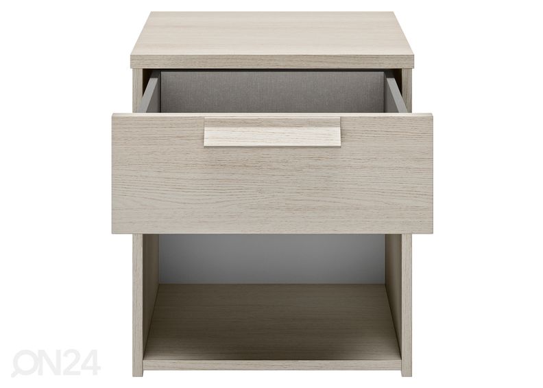 Öökapp Cyrus suurendatud