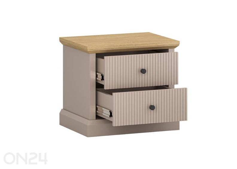 Öökapp Idello suurendatud