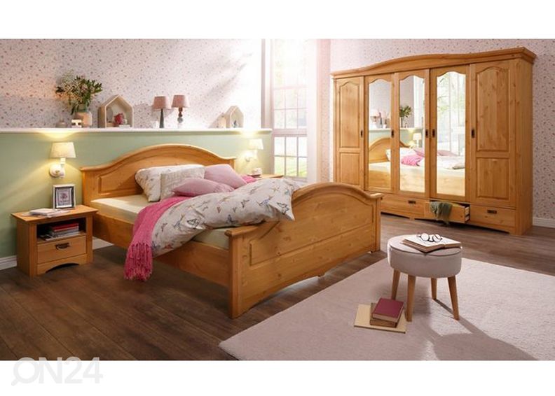 Öökapp Konrad suurendatud