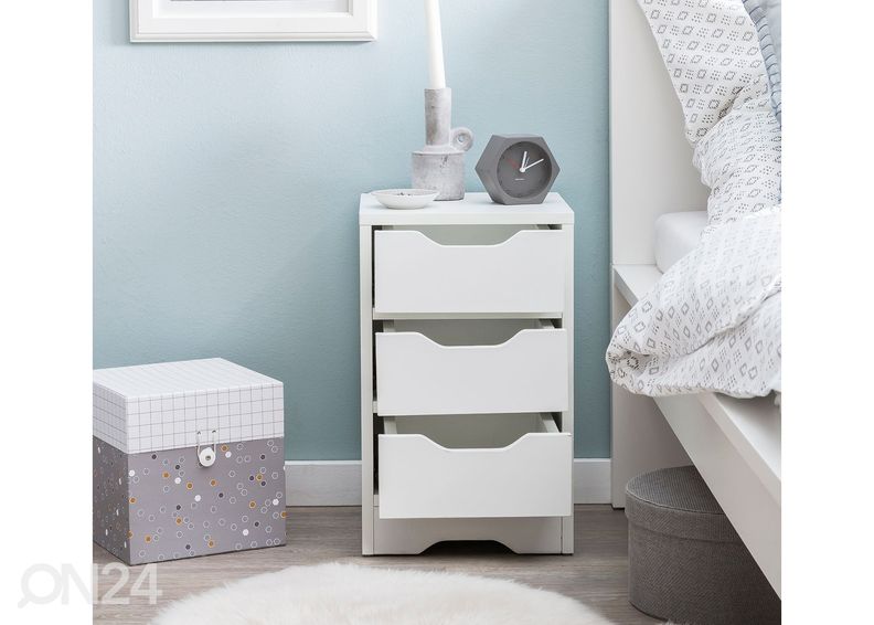 Öökapp Nacht, valge suurendatud