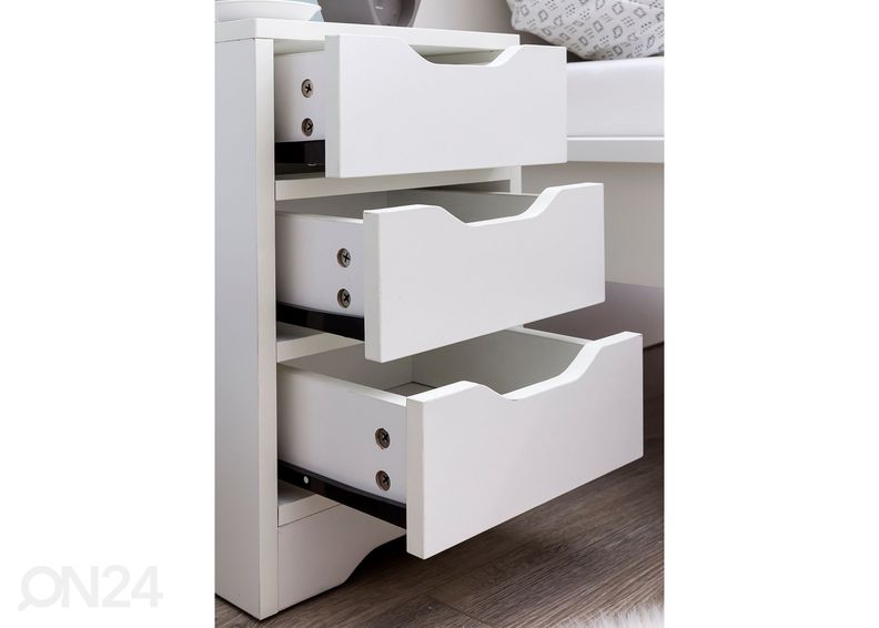 Öökapp Nacht, valge suurendatud