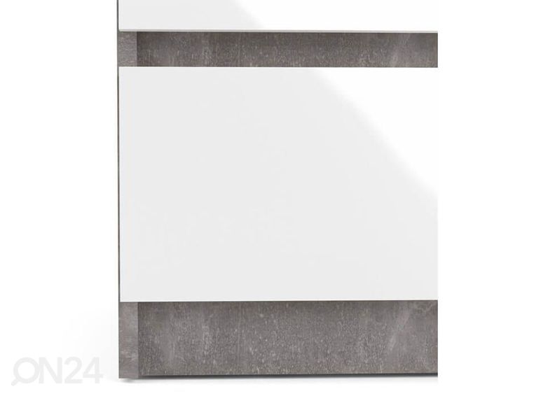 Öökapp Naia suurendatud