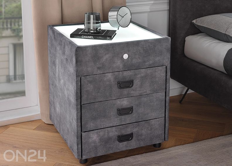 Öökapp Paris suurendatud