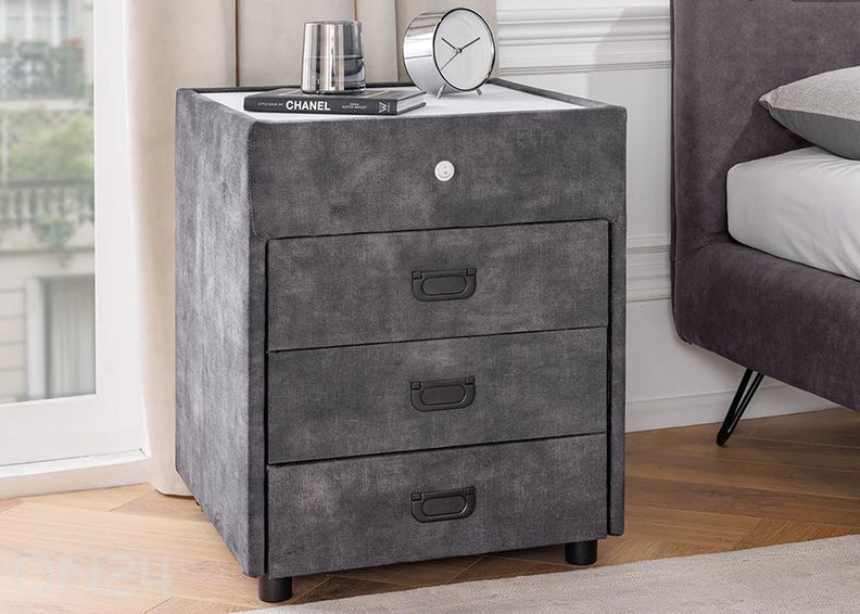 Öökapp Paris suurendatud