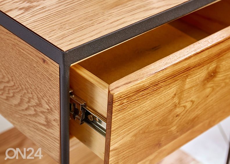 Öökapp Scorpion suurendatud