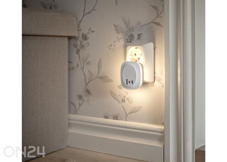 Öölamp USB-laadijaga suurendatud