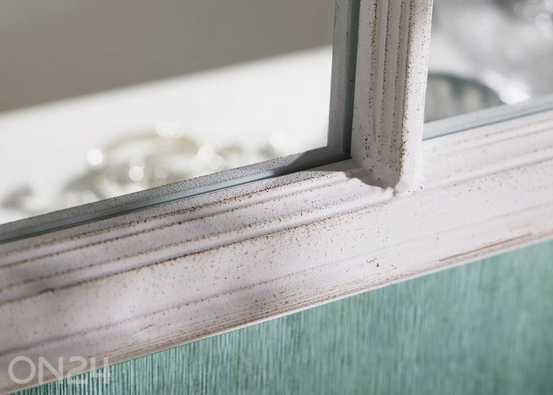 Peegel Castillo suurendatud