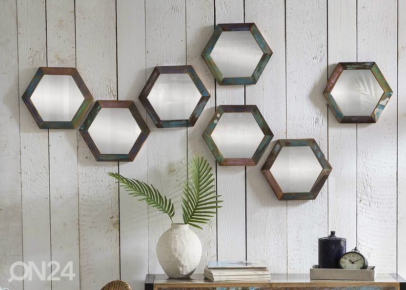 Peegel Fiume suurendatud