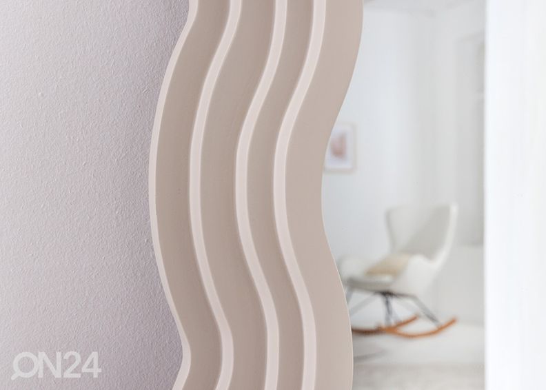 Peegel Wave suurendatud