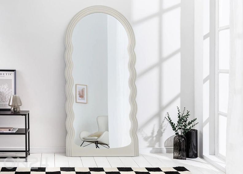 Peegel Wave suurendatud