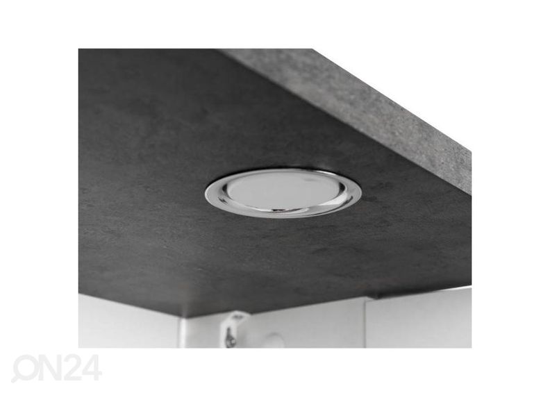 Peegelkapp suurendatud