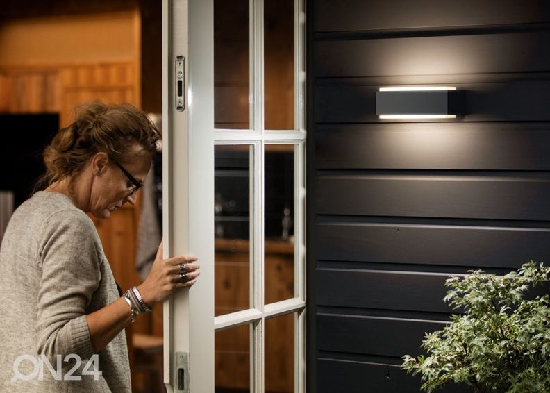 Philips Stratosphere seinavalgusti 1x6 W 1000lm 2700K suurendatud