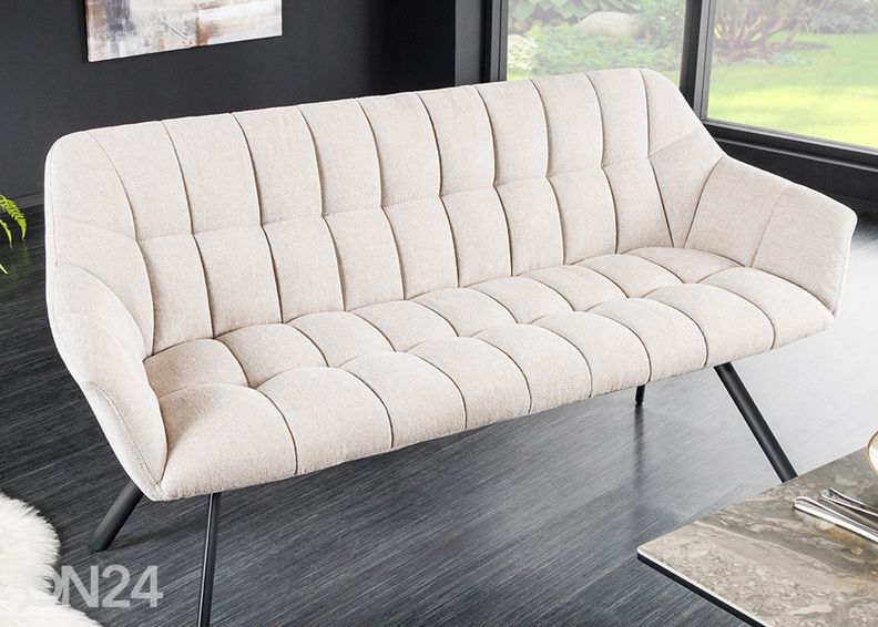 Pink Papillon suurendatud