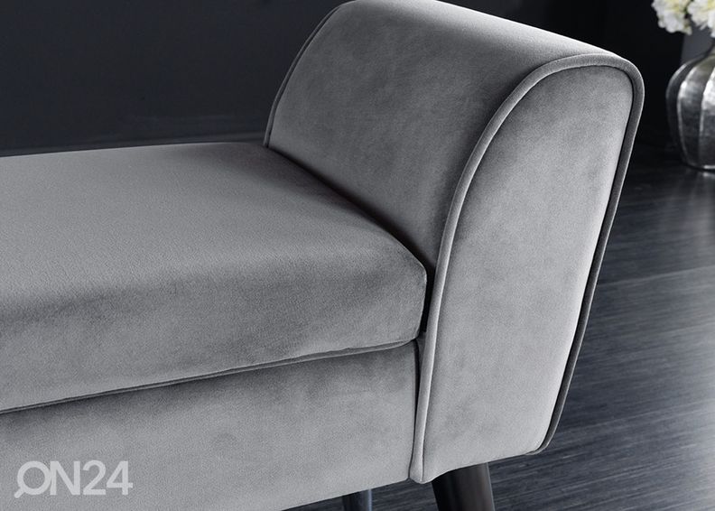 Pink Scarlett suurendatud