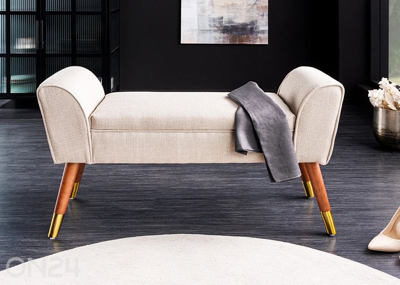 Pink Scarlett suurendatud