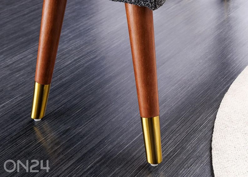 Pink Scarlett suurendatud