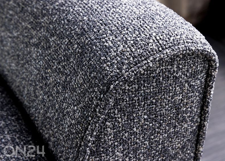 Pink Scarlett suurendatud