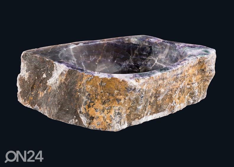 Poolvääriskivist valamu suurendatud