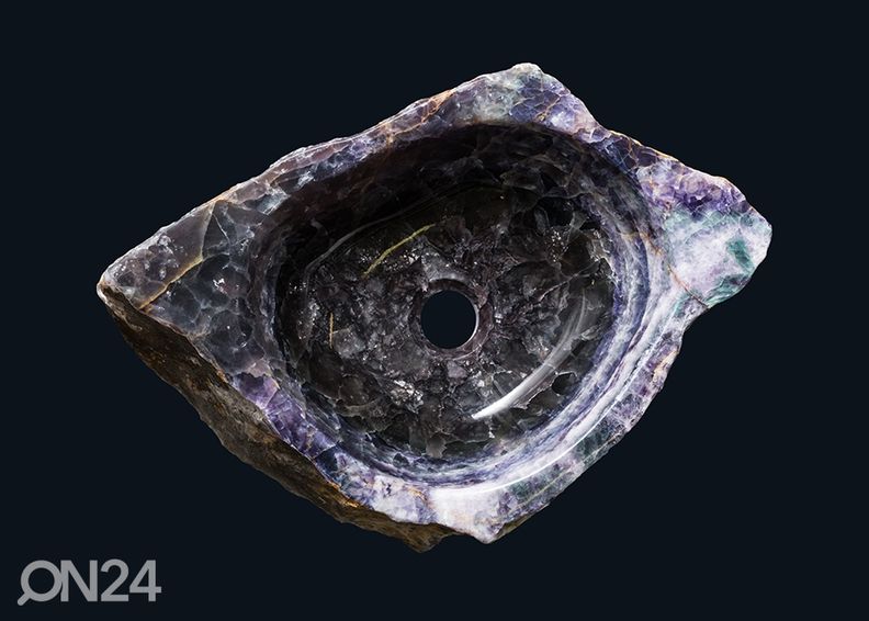 Poolvääriskivist valamu suurendatud