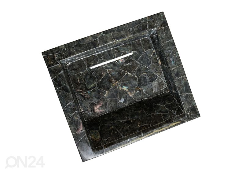 Poolvääriskivist valamu suurendatud