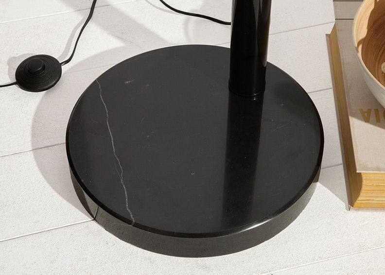 Põrandalamp Levels suurendatud