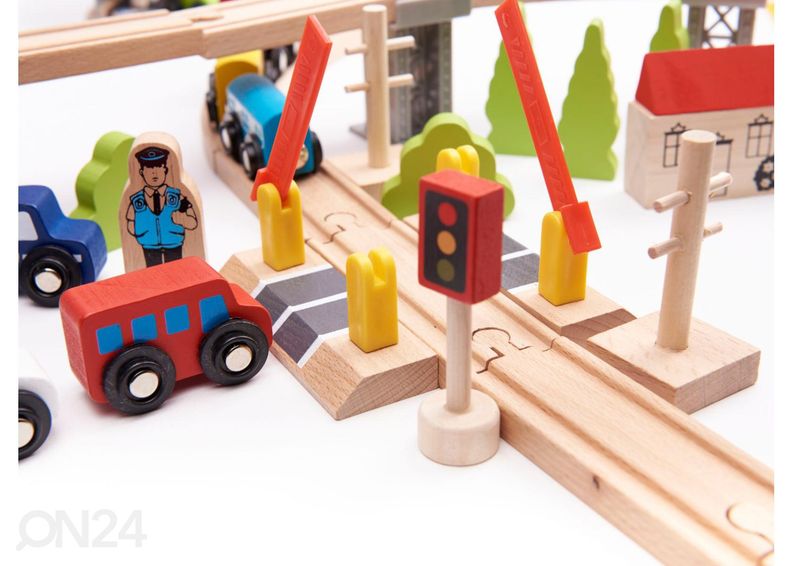 Puidust rongirada ja tarvikud suurendatud