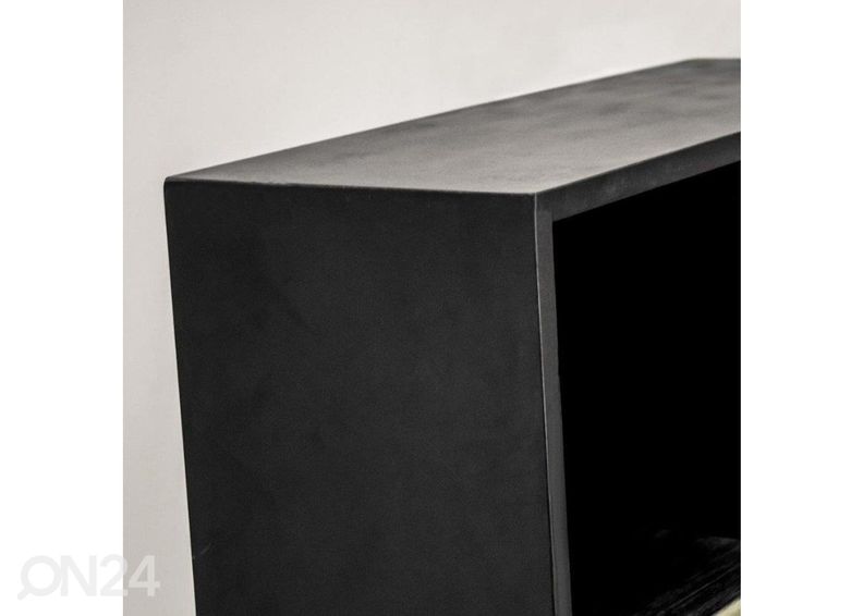 Raamaturiiul Adesso suurendatud