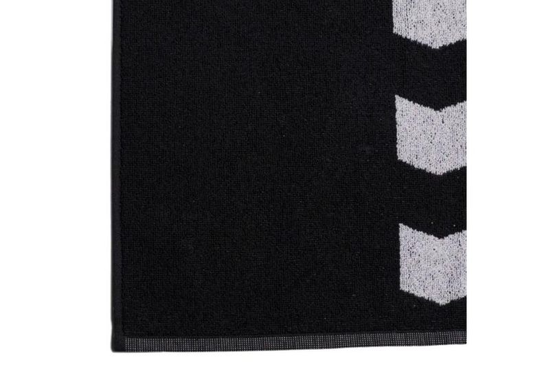 Rätik adidas Training Towel FM7607 suurendatud