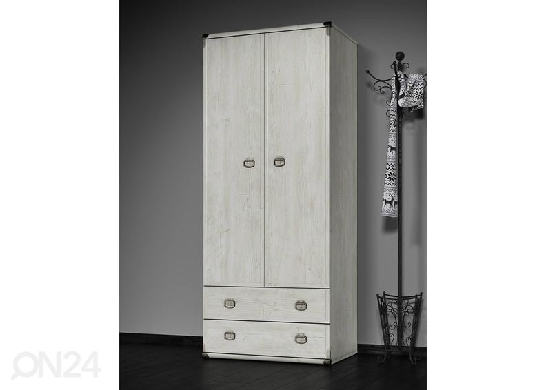 Riidekapp suurendatud