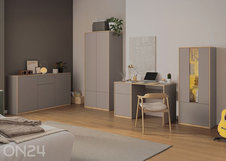 Riidekapp Complex suurendatud