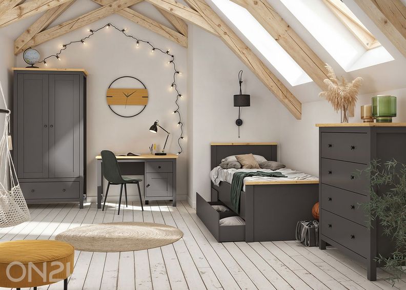 Riidekapp Hesen suurendatud