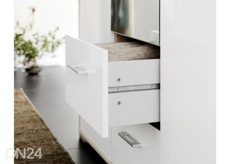 Riidekapp Homeline suurendatud