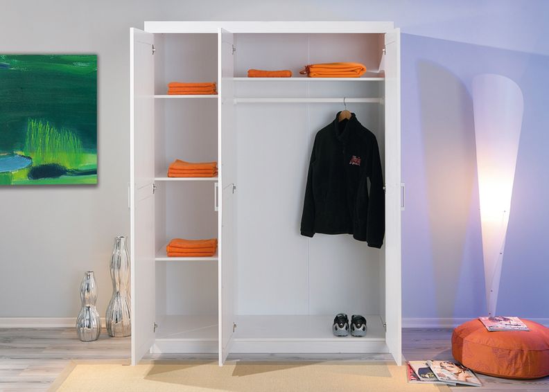 Riidekapp Magnus suurendatud