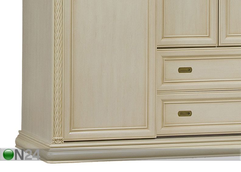 Riidekapp Nizza suurendatud