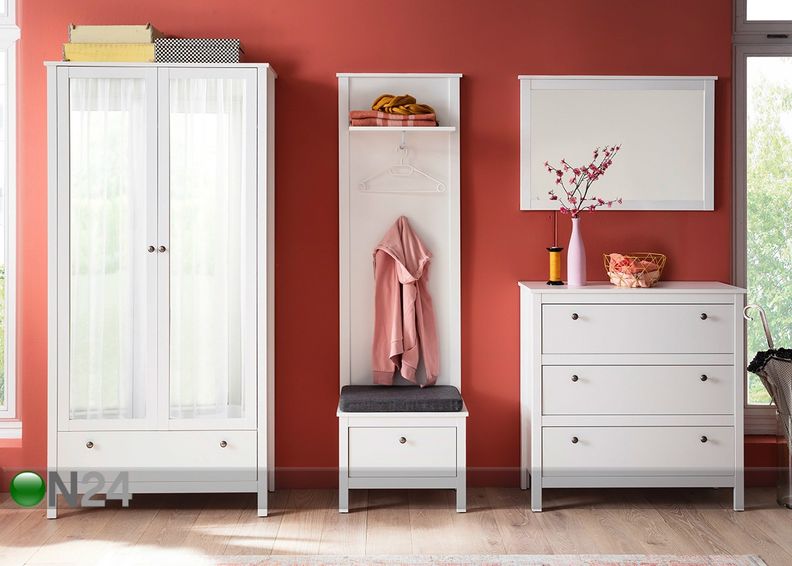 Riidekapp Ole suurendatud