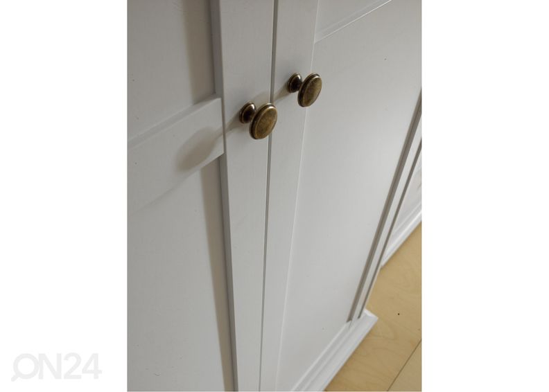 Riidekapp Paris suurendatud