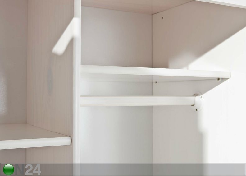 Riidekapp Reutte suurendatud